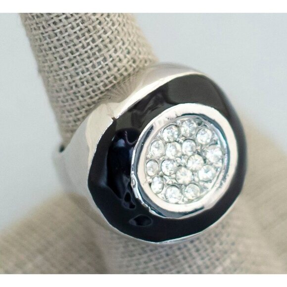 Size 8 bold rhinestone vintage ring (C6) - Picture 2 of 3